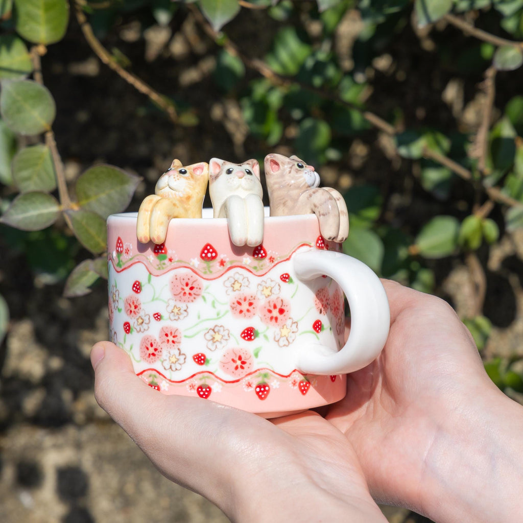 Custom Strawberry Pet Mug 350ml Personalized Pink Flower Pet Handmade Coffee Mug Adroable Whmiscal Cat Mug Housewarming Gift for Dog Lover