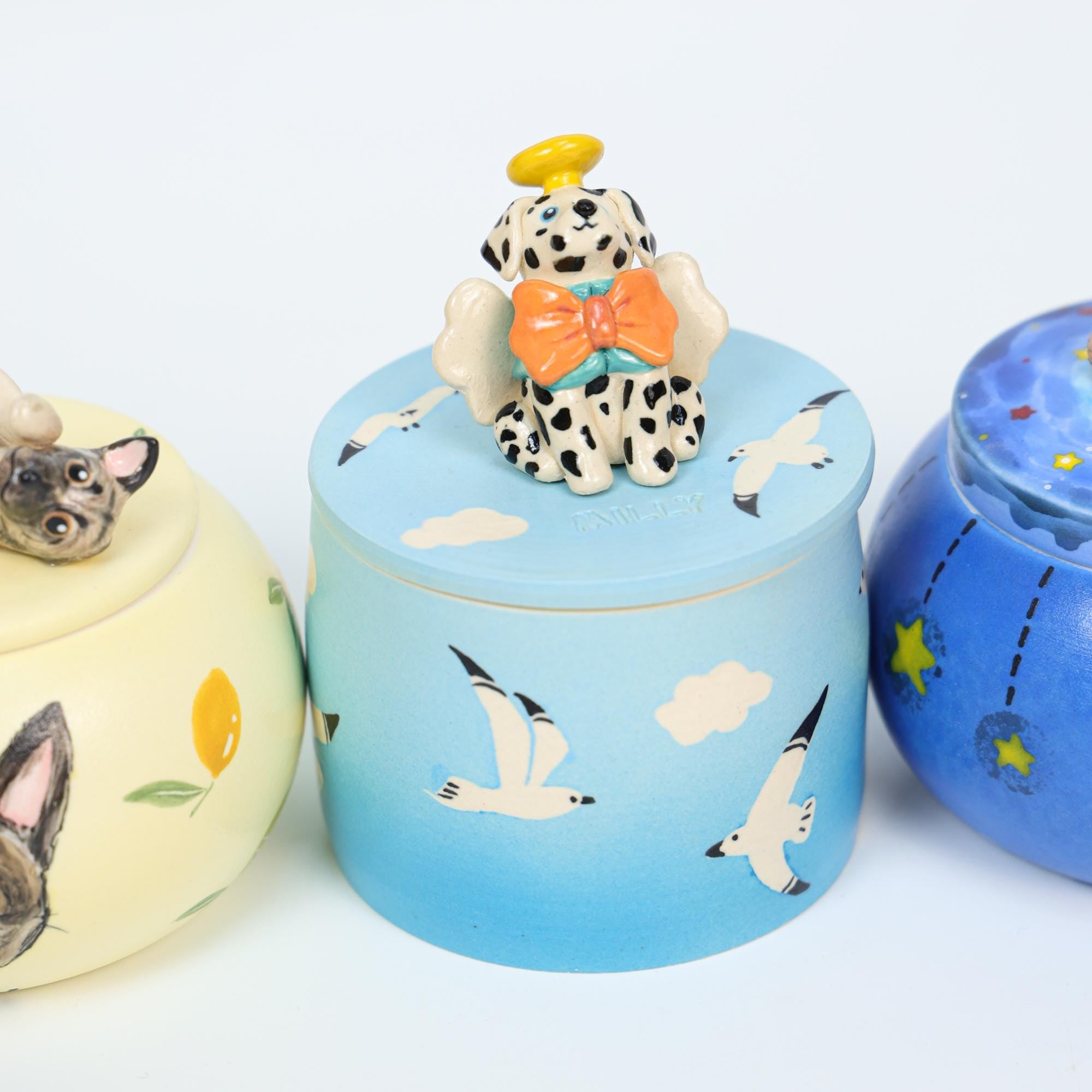 Custom Ceramic Pet Urn Handmade Forget me not pet Urn Cat urn Dog urn Ceramic Cat Jar Ceramic Urn for Ashes Handpainted Cat Urn Keepsake Urn