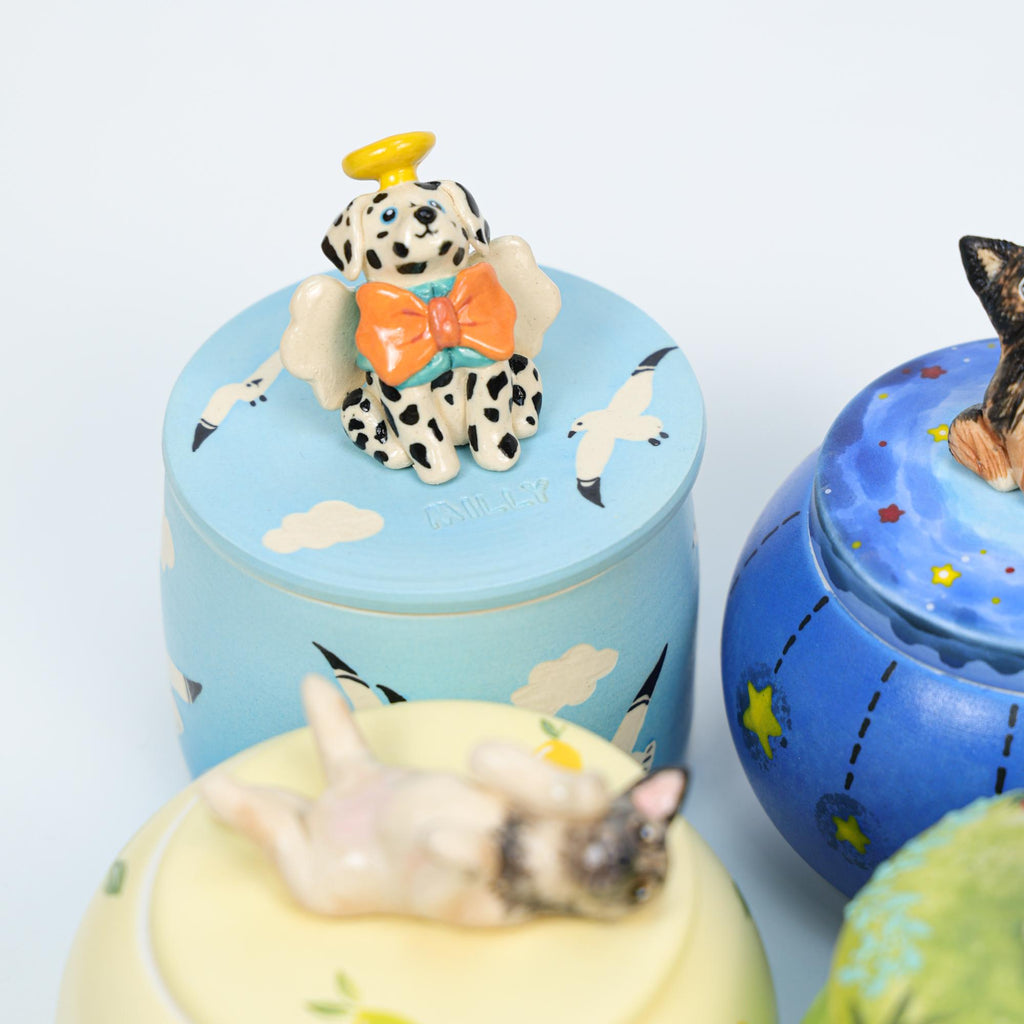 Custom Ceramic Pet Urn Handmade Forget me not pet Urn Cat urn Dog urn Ceramic Cat Jar Ceramic Urn for Ashes Handpainted Cat Urn Keepsake Urn