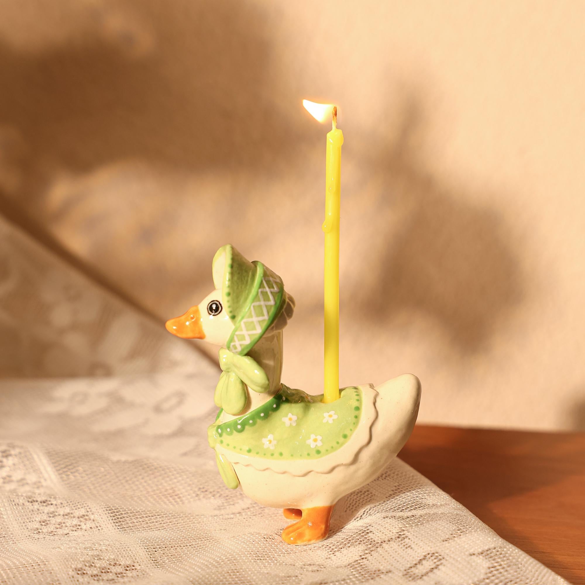Green Bonnet Goose Candlde Holder Handmade Goose Lady Farmhouse Decor Cottagecore Ceramic Animal Taper Candler Holder Vintage Style Gift Y2K