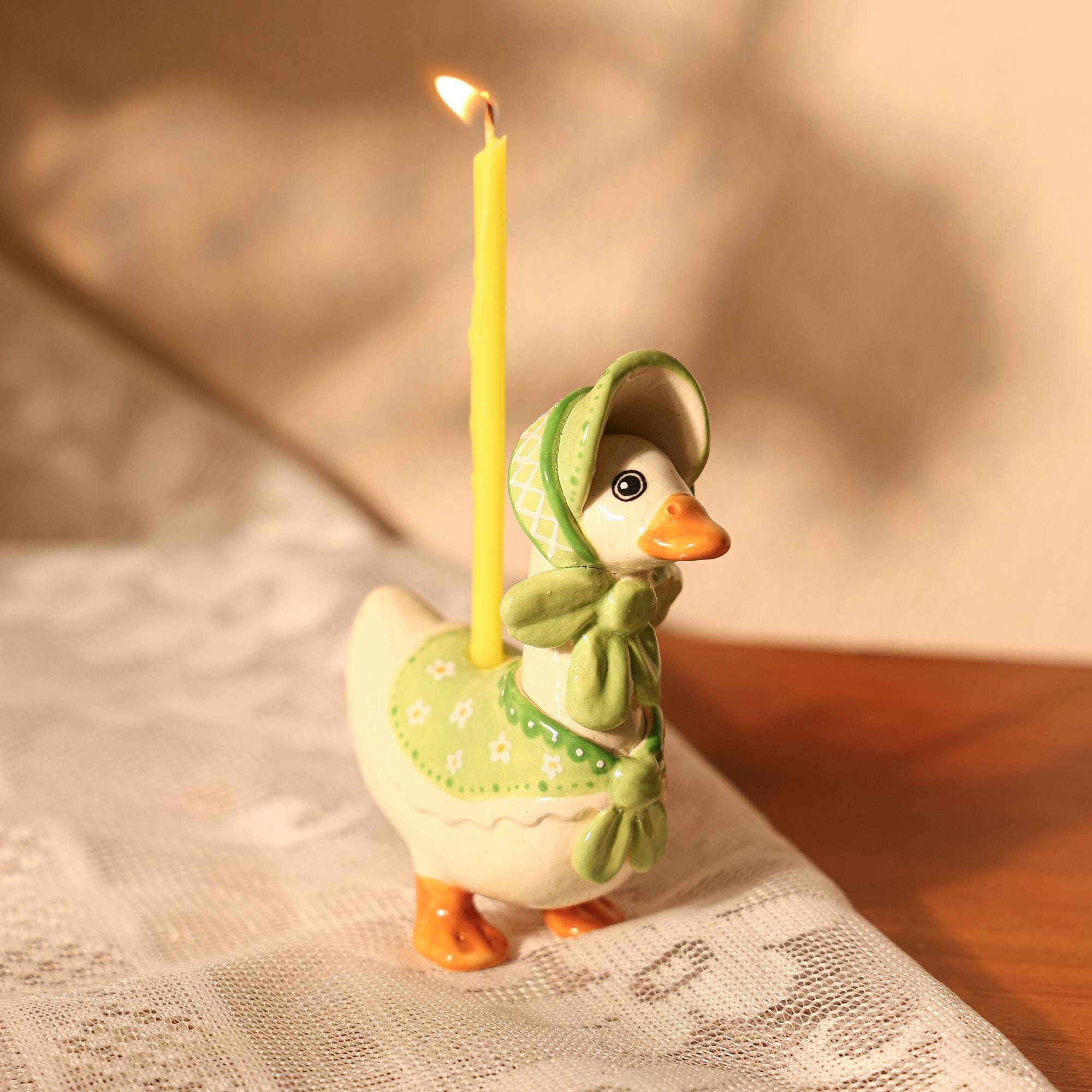 Green Bonnet Goose Candlde Holder Handmade Goose Lady Farmhouse Decor Cottagecore Ceramic Animal Taper Candler Holder Vintage Style Gift Y2K