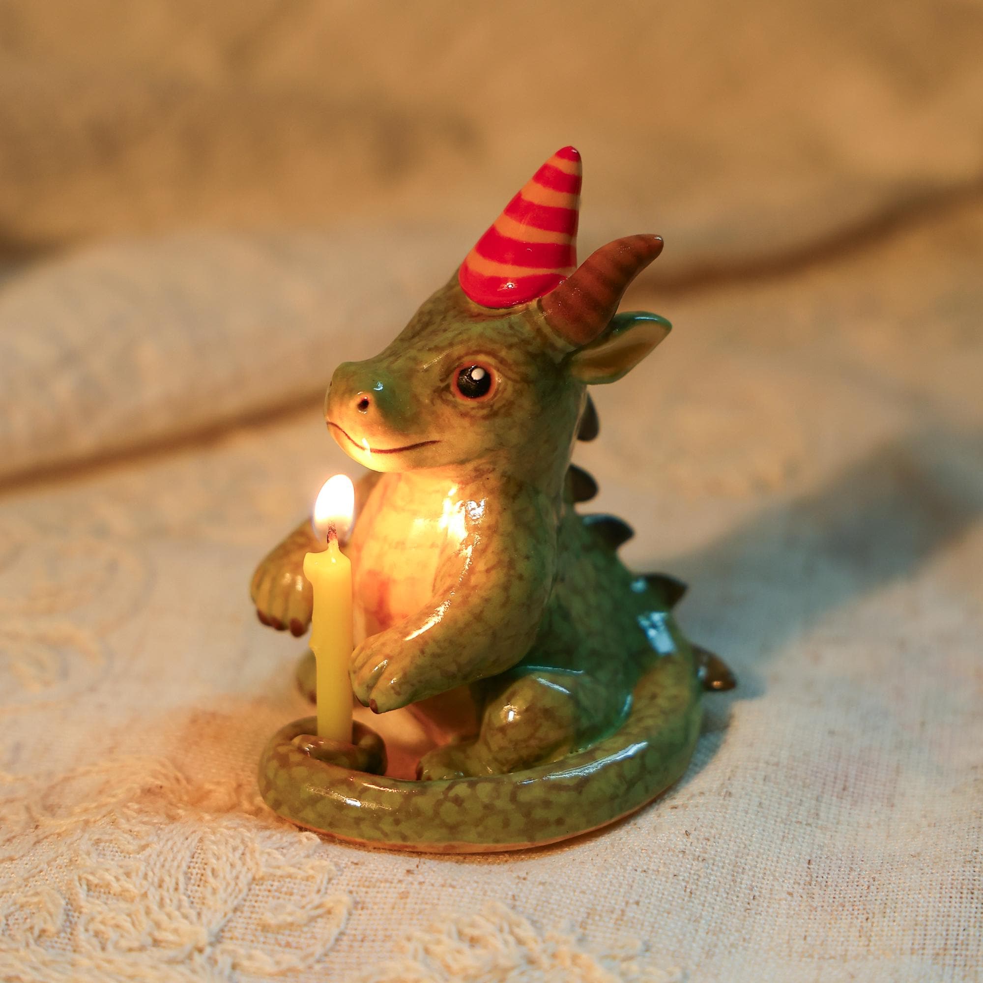 Ceramic Dragon Candle Holder Cute Birthday Party Decoration Handmade Green Dragon Figurine with Hat Fantasy Decor Gift for Kids Home Display