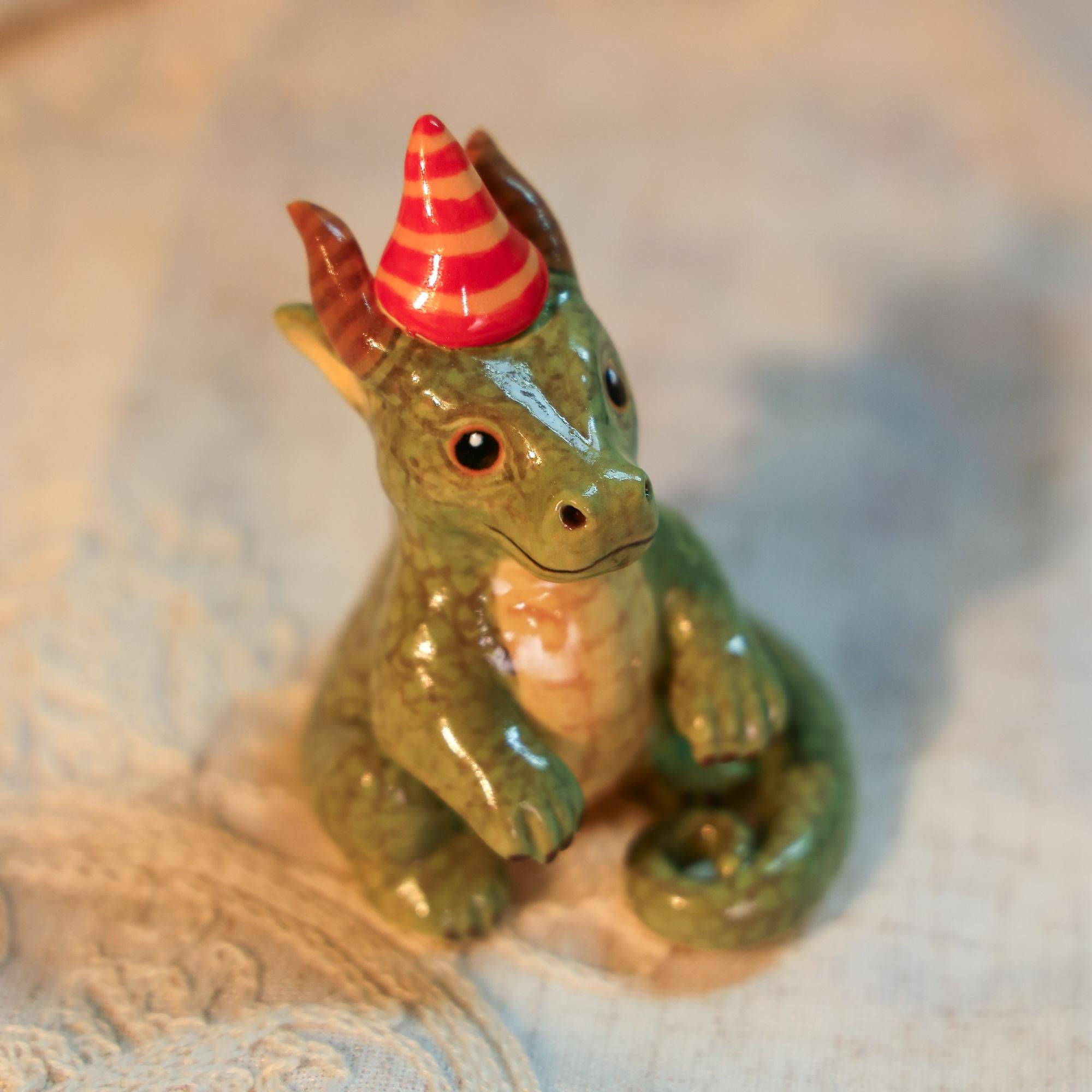 Ceramic Dragon Candle Holder Cute Birthday Party Decoration Handmade Green Dragon Figurine with Hat Fantasy Decor Gift for Kids Home Display