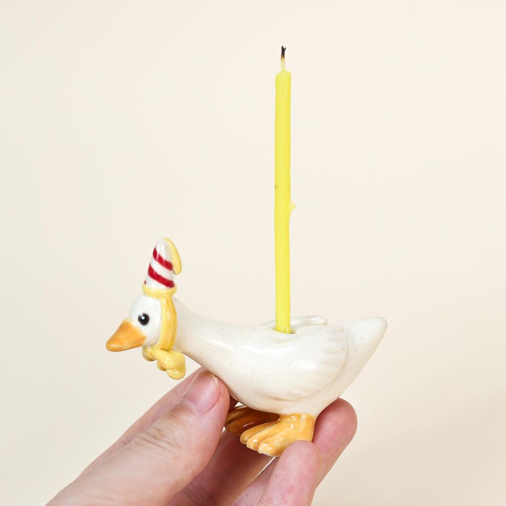 Party Hat Ceramic Goose Cake Topper Handmade Porcelain Figurine Camp Hollow Birthday Candle Holder Cute Party Decoration Collectible Gift
