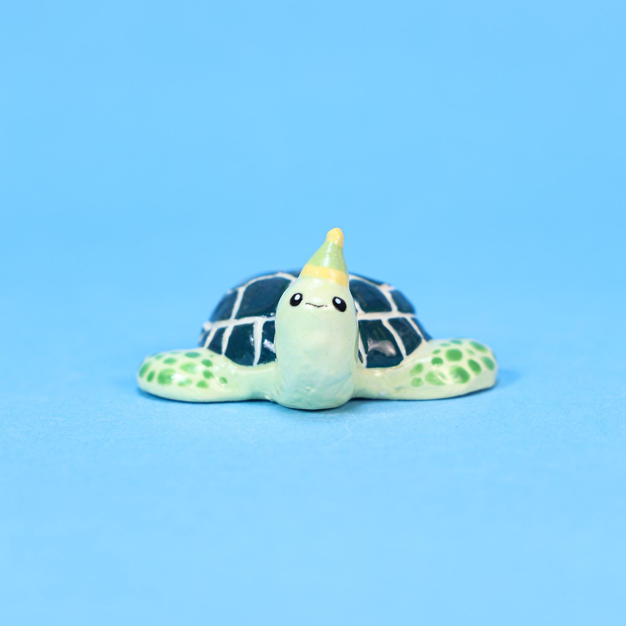Ceramic Sea Turtle Cake Topper Cute Handmade Tiny Candle Holder Unique Party Decoration Birthday Party Topper Special Collectable Heirloom