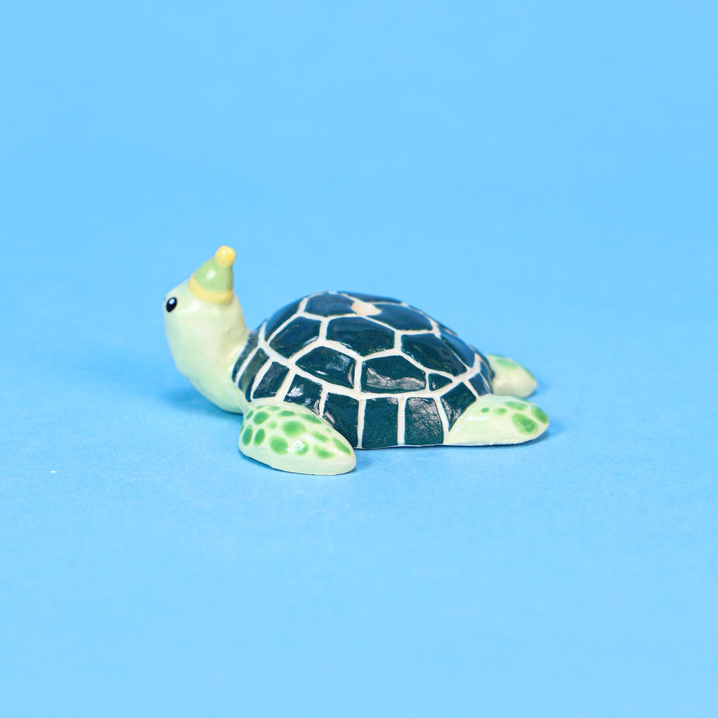 Ceramic Sea Turtle Cake Topper Cute Handmade Tiny Candle Holder Unique Party Decoration Birthday Party Topper Special Collectable Heirloom