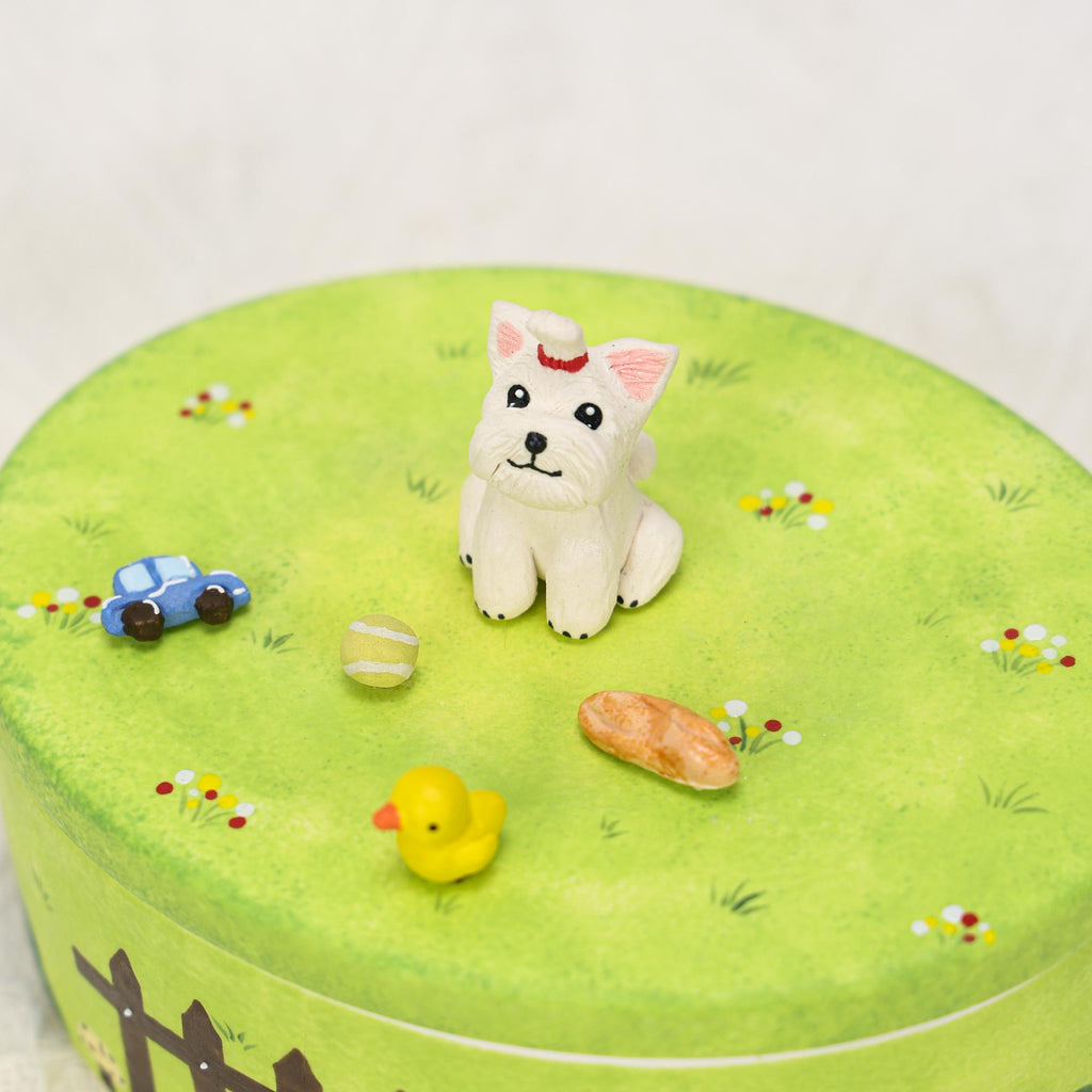 Custom Pet Memorial Urn Personalized Cat Dog House Figurines Green Garden Colorful Handpainted Pottery Urn Favorite Toys Pottery Pet Jar